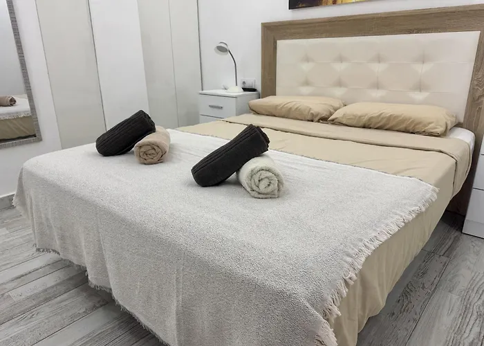 San Eugenio Stunning With Pool Tenerife 아데제